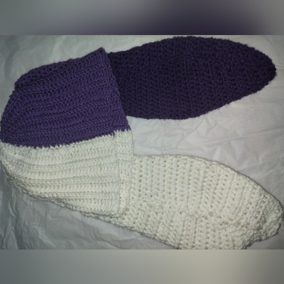 Crochet bunny Bennie - Picture 2 of 2